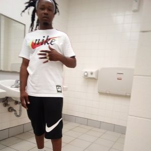 Meet your Posher, Blake